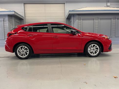 Certified 2025 Subaru Impreza 2.0i w/ Popular Package #1A image 8