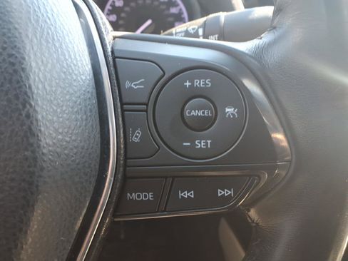 Used 2019 Toyota Camry SE w/ Convenience Package image 27