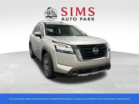 Used 2024 Nissan Pathfinder SL w/ Cargo Package image 37