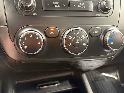Used 2016 Kia Forte LX w/ LX Popular Plus Package FWD image 20