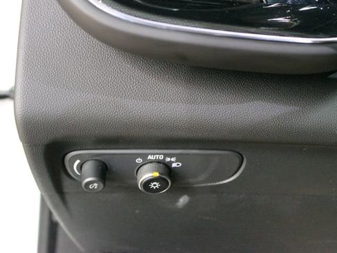 Used 2023 Buick Envision Essence w/ Sport Touring Package AWD/4WD image 14