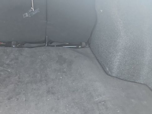 Used 2021 Nissan Versa SV image 9