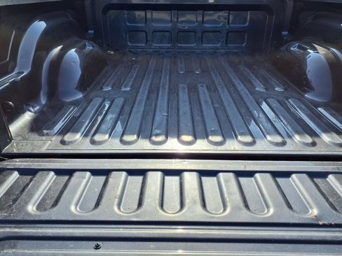 Used 2024 RAM 1500 Classic SLT AWD/4WD image 10