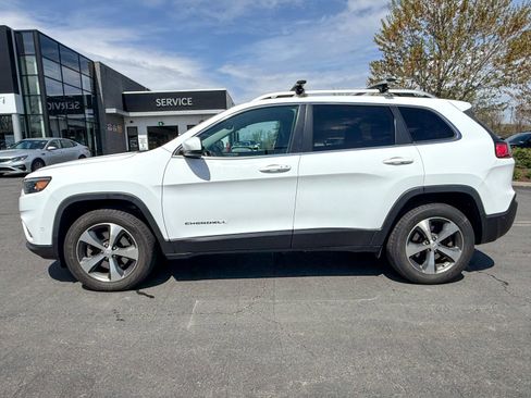 Used 2021 Jeep Cherokee Limited AWD/4WD image 10