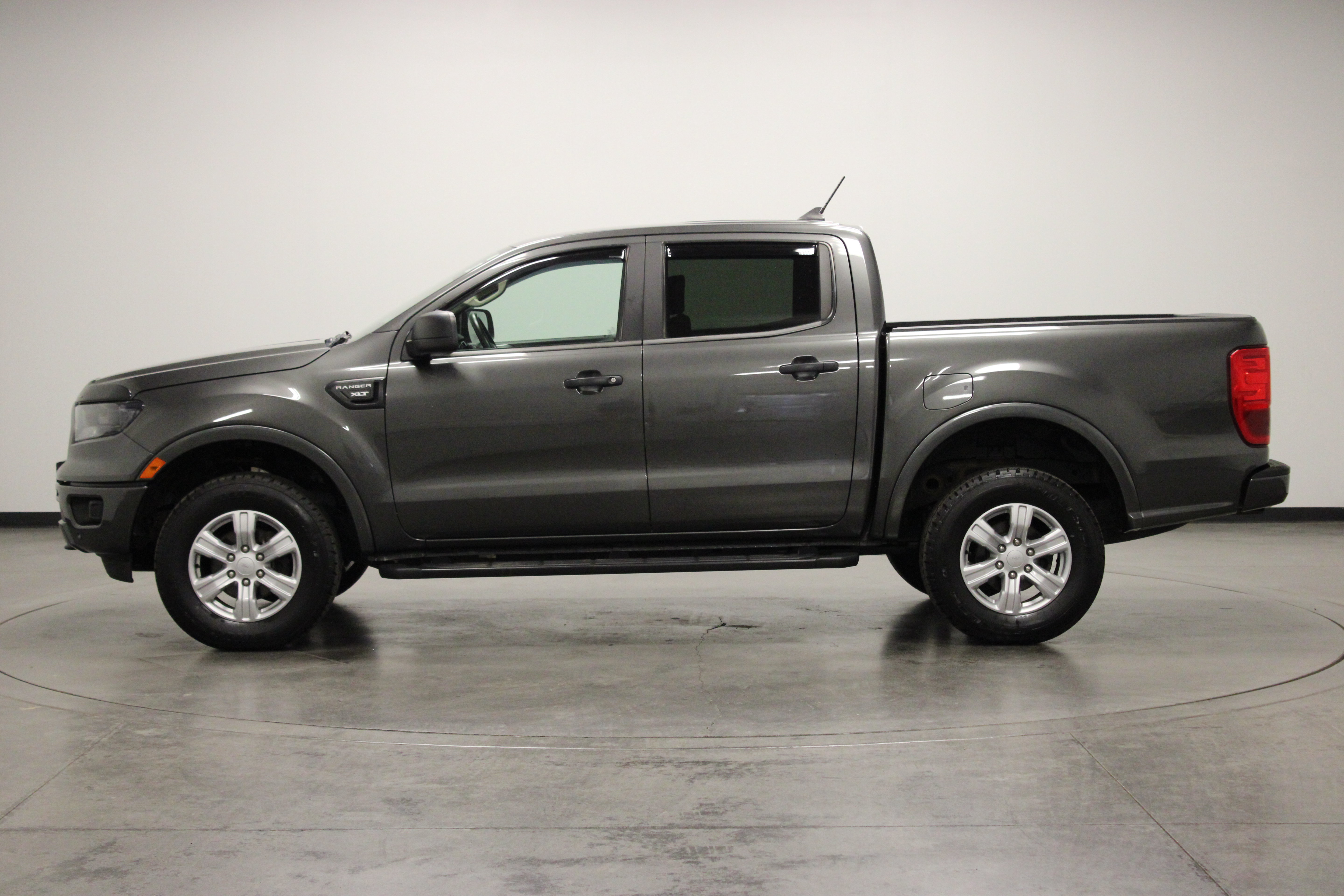 Used 2019 Ford Ranger XLT AWD/4WD image 5