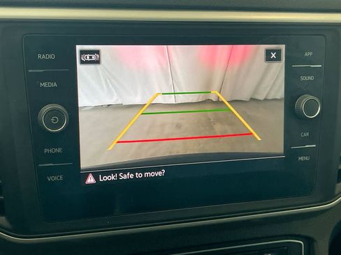 Used 2021 Volkswagen Atlas SE image 17