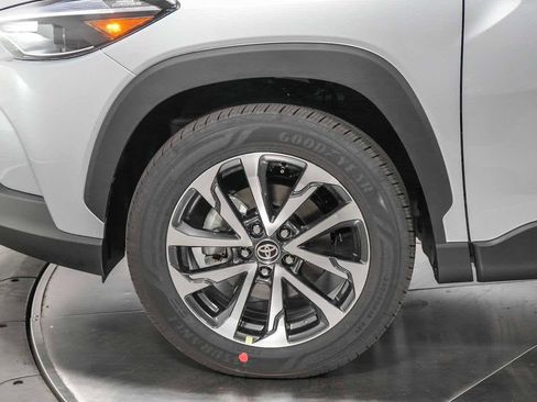 New 2025 Toyota Corolla Cross XLE image 13