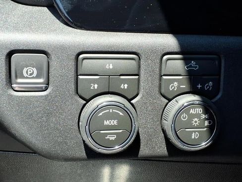 New 2026 Chevrolet Silverado 2500 LT w/ Convenience Package AWD/4WD image 14
