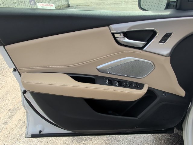 Used 2023 Acura RDX w/ Technology Package AWD/4WD image 32