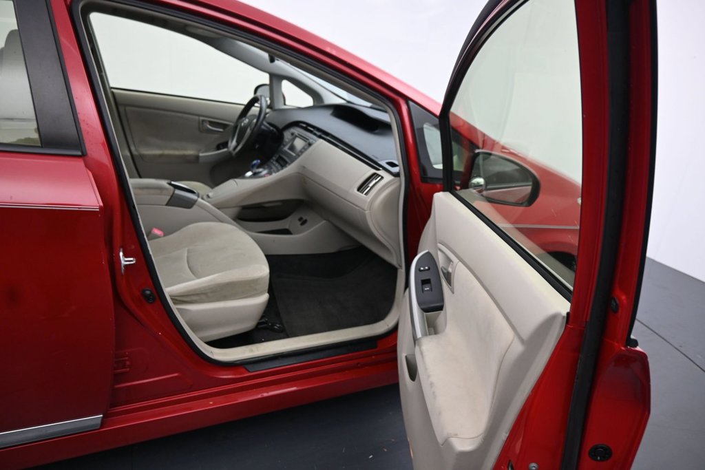 Used 2012 Toyota Prius Three w/ Solar Roof Pkg FWD image 12