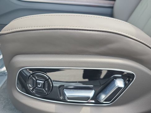 New 2026 Audi A8 L 3.0T AWD/4WD image 27