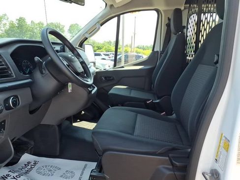 Certified 2025 Ford Transit 250 Low Roof w/ Exterior Upgrade Package RWD image 13