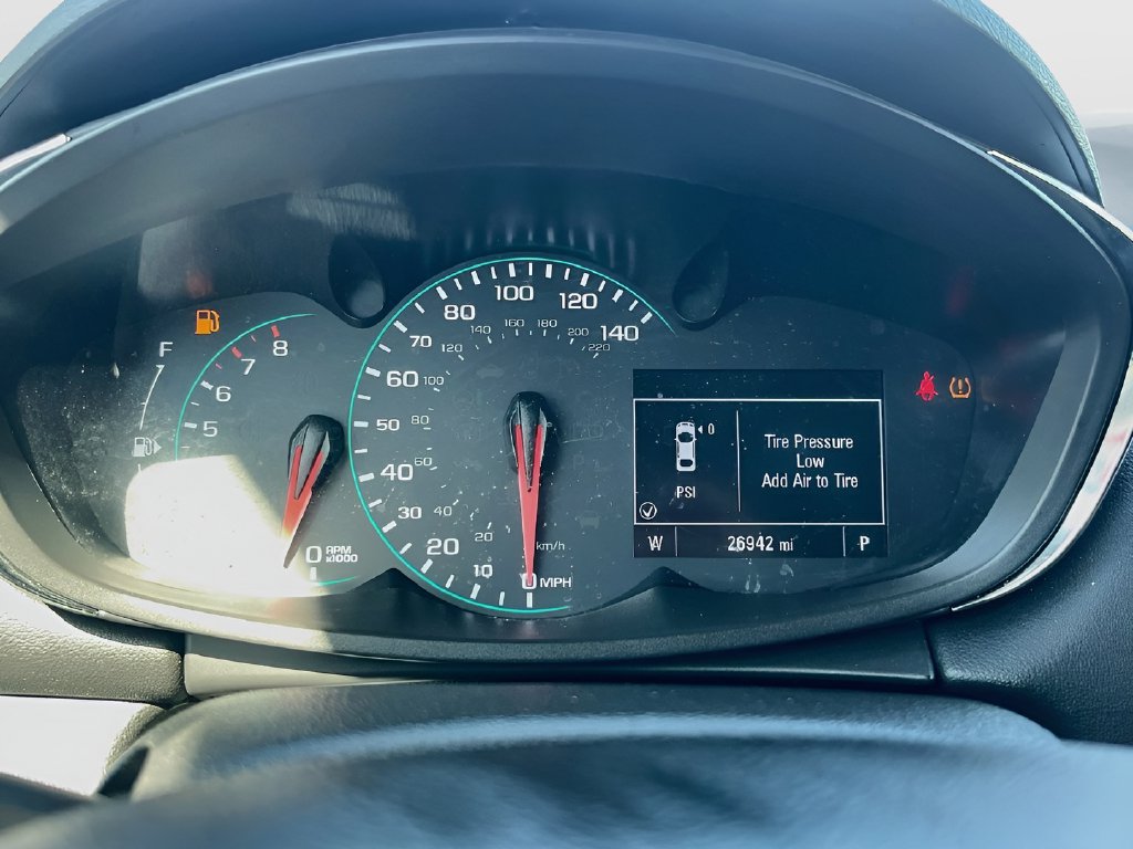 Used 2022 Chevrolet Trax LS w/ Tint and Cruise Package FWD image 12