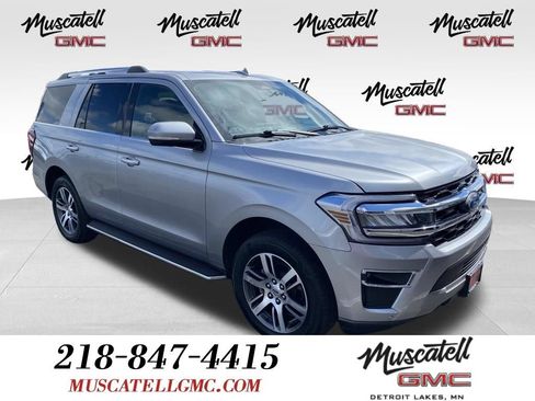 Used 2022 Ford Expedition Limited AWD/4WD image 1