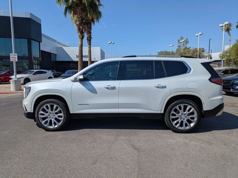 Used 2024 GMC Acadia Denali w/ Super Cruise Package FWD image 2