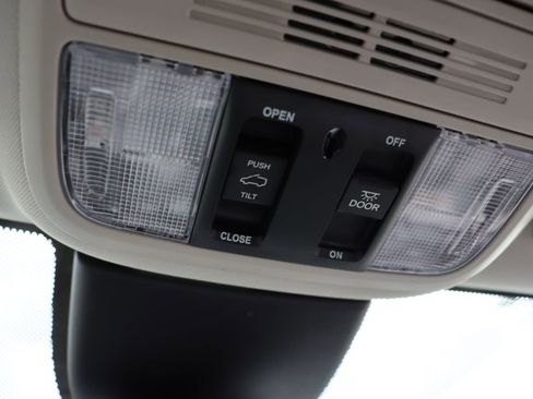 Used 2026 Honda Odyssey Elite image 28