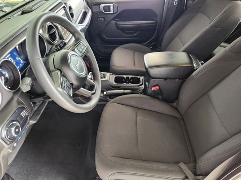 Used 2023 Jeep Wrangler Unlimited w/ 8.4" Radio Group AWD/4WD image 14