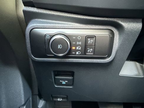 Used 2025 Ford Bronco Outer Banks image 22