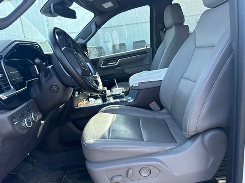 Used 2024 GMC Sierra 1500 SLT w/ SLT Premium Plus Package AWD/4WD image 2
