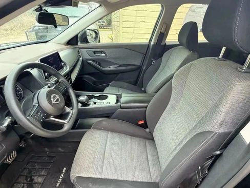 Used 2023 Nissan Rogue SV FWD image 19