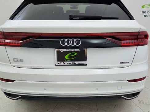 Used 2023 Audi Q8 Premium w/ Convenience Package AWD/4WD image 12