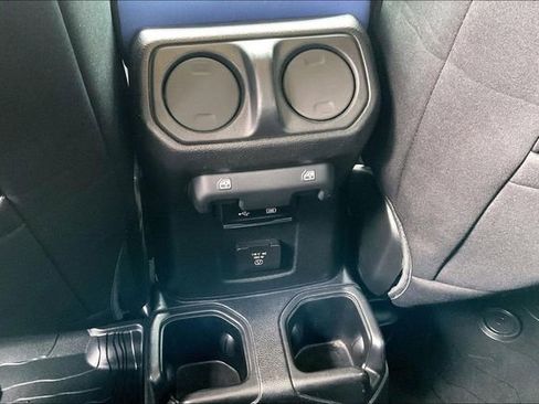 Used 2020 Jeep Wrangler Unlimited Sahara w/ Uconnect 4C Nav & Sound Group AWD/4WD image 25