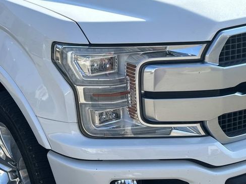 Used 2018 Ford F150 Platinum w/ Equipment Group 701A Luxury AWD/4WD image 4