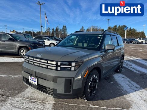 Used 2025 Hyundai Santa Fe SEL image 10