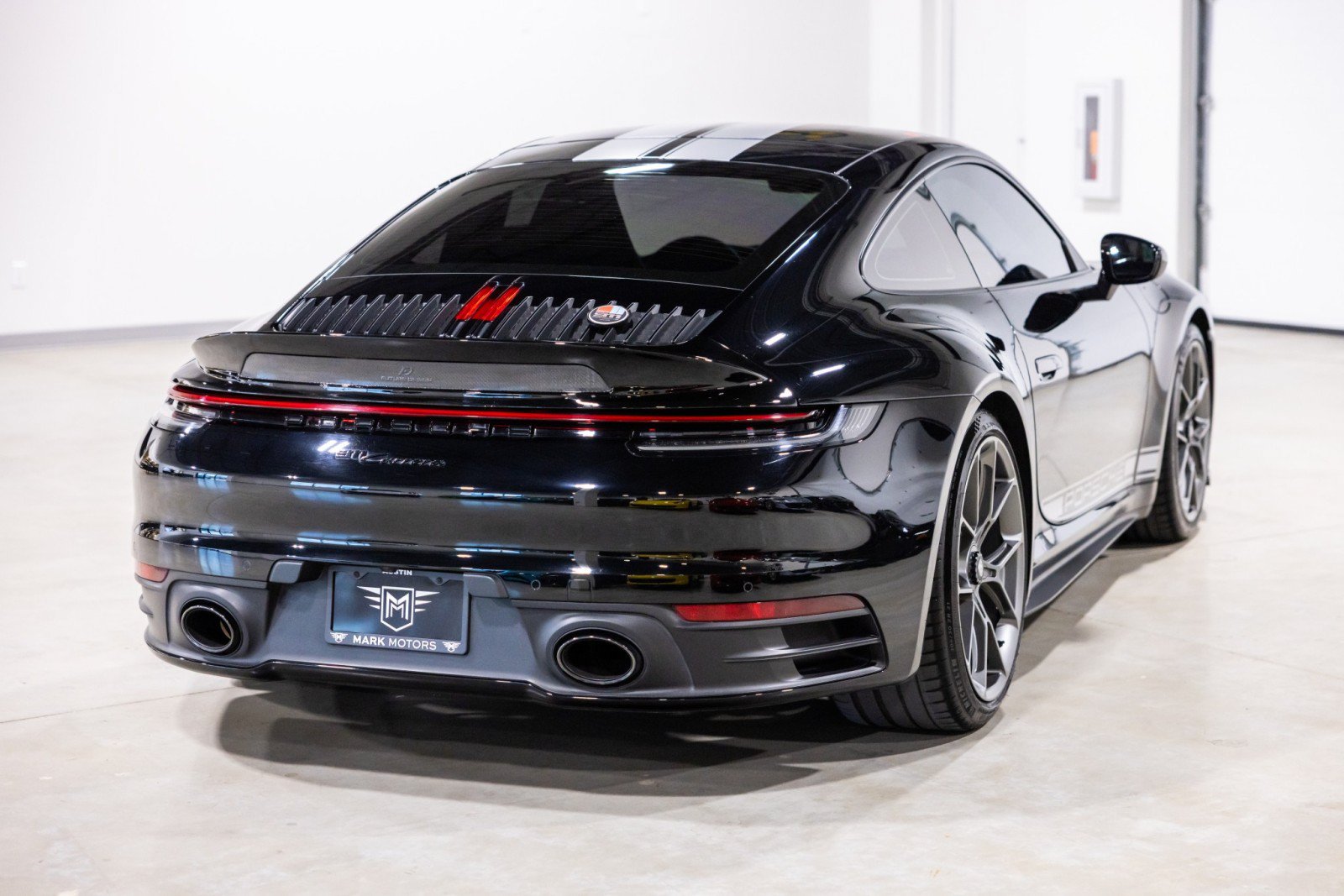 Used 2020 Porsche 911 Carrera RWD image 9