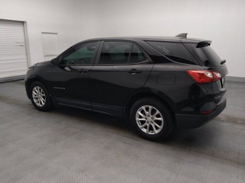 Used 2020 Chevrolet Equinox LS FWD image 3
