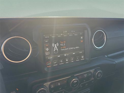 Used 2021 Jeep Wrangler Unlimited Sahara w/ Cold Weather Group image 23