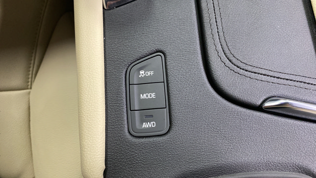 Used 2019 Cadillac XT5 AWD image 18