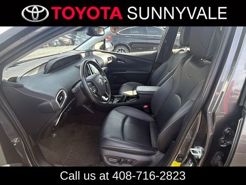 Used 2021 Toyota Prius Prime Limited FWD image 4
