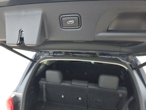 Used 2023 Hyundai Palisade SEL AWD/4WD image 13