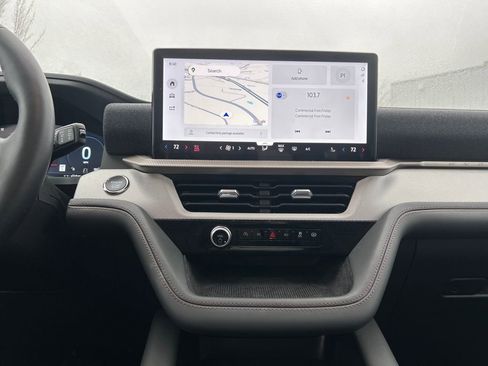 Used 2026 Ford Explorer Active w/ Active Comfort Package image 24