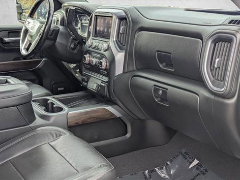 Used 2020 GMC Sierra 2500 SLT w/ SLT Convenience Package image 19