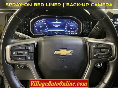 Used 2024 Chevrolet Silverado 2500 LT AWD/4WD image 16