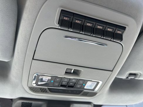 Used 2024 Ford F250 Limited w/ FX4 Off-Road Package image 33