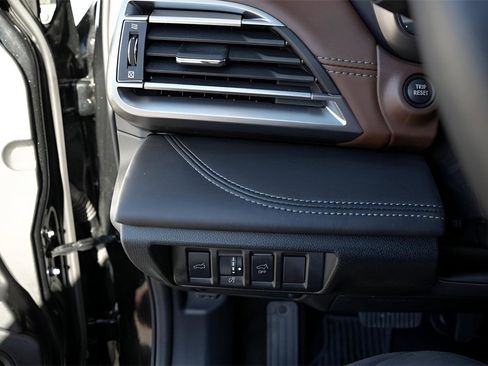 Used 2024 Subaru Outback Touring XT image 21