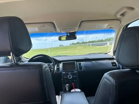 Used 2013 Ford Flex Limited FWD image 11