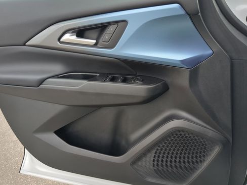 Used 2026 Chevrolet Equinox EV LT image 23