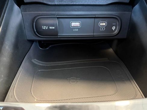 Used 2025 Kia Telluride S AWD/4WD image 34