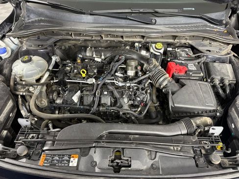 Certified 2021 Ford Escape Titanium image 10