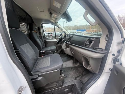 Used 2024 Ford Transit 250 Low Roof w/ Exterior Upgrade Package RWD image 19