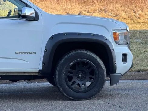 Used 2018 GMC Canyon SLT w/ Trailering Package AWD/4WD image 39