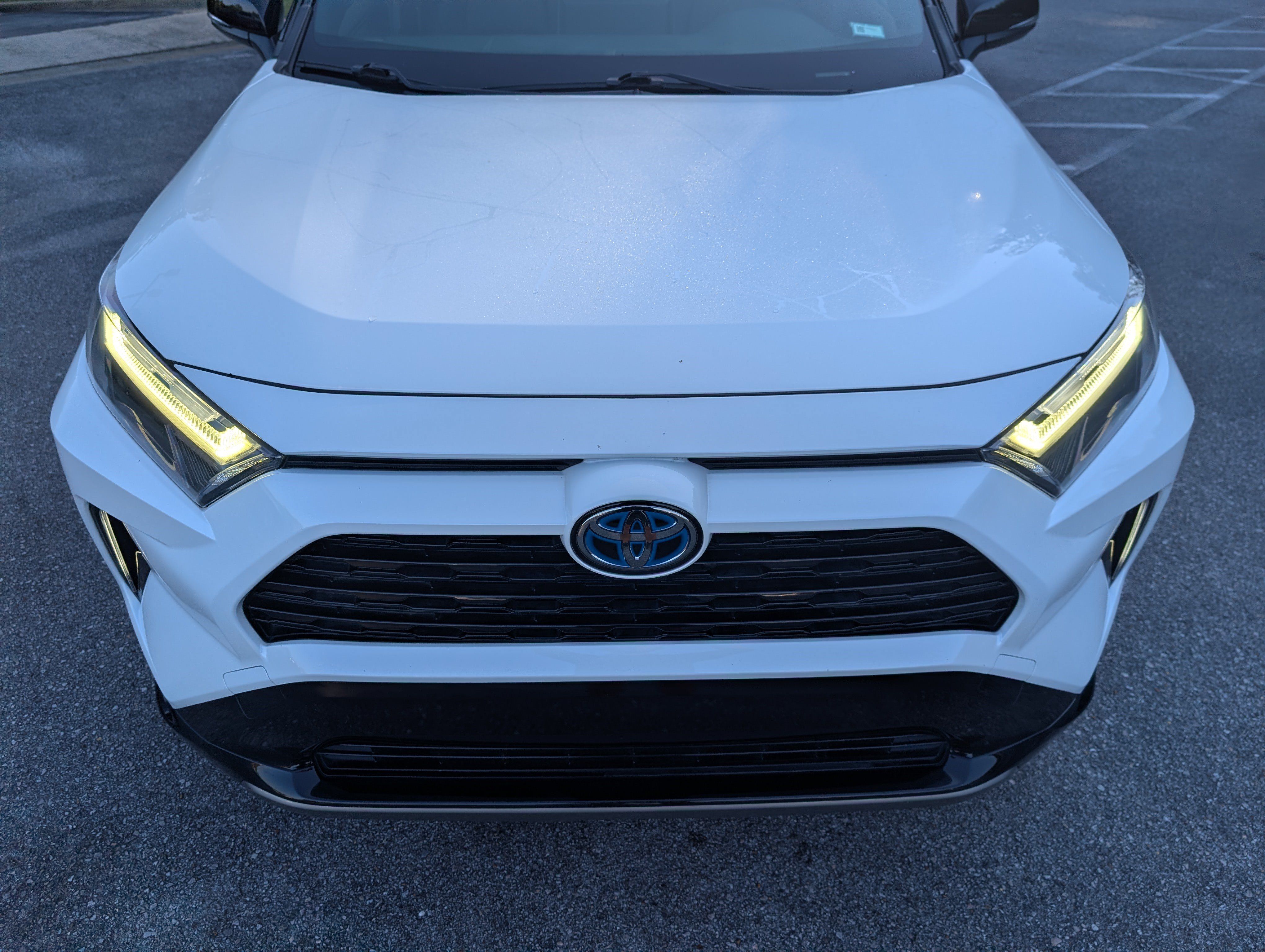 Used 2022 Toyota RAV4 XSE w/ XSE Grade Weather Package AWD/4WD image 12