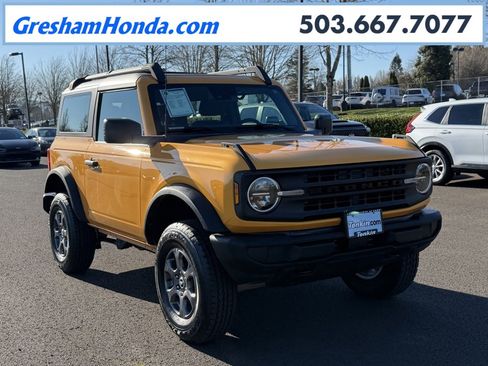 Used 2022 Ford Bronco Base image 1