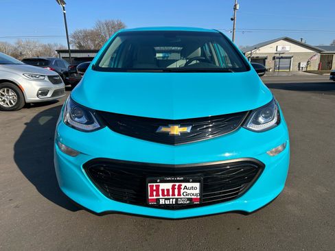 Used 2021 Chevrolet Bolt LT image 3