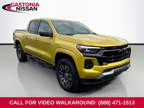 Used 2023 Chevrolet Colorado Z71 w/ Z71 Convenience Package 2 AWD/4WD image 1
