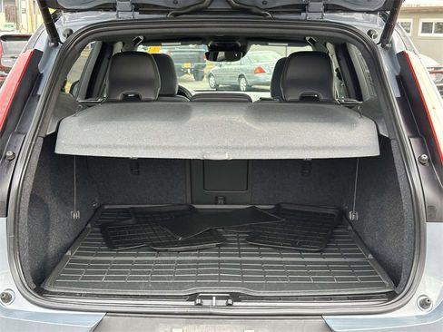 Used 2021 Volvo XC40 T5 R-Design w/ Climate Package image 14